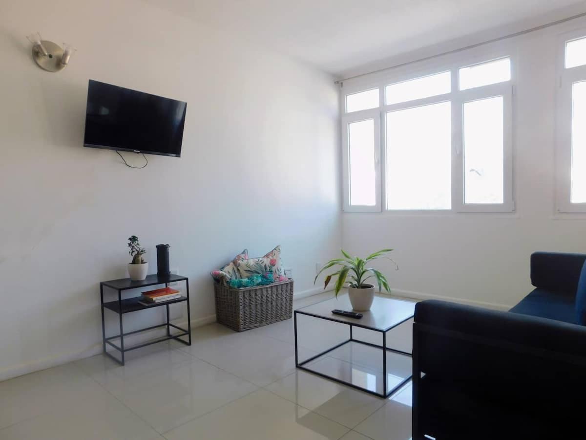 شقة Keerom 66 - Central City Living كيب تاون المظهر الخارجي الصورة